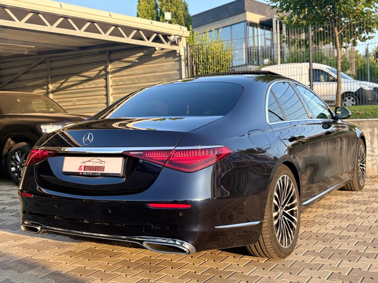 Mercedes-Benz S 350 4MATIC/NAVI/Multy/360 /LED/Pano/ Excellent!, снимка 4 - Автомобили и джипове - 55314942