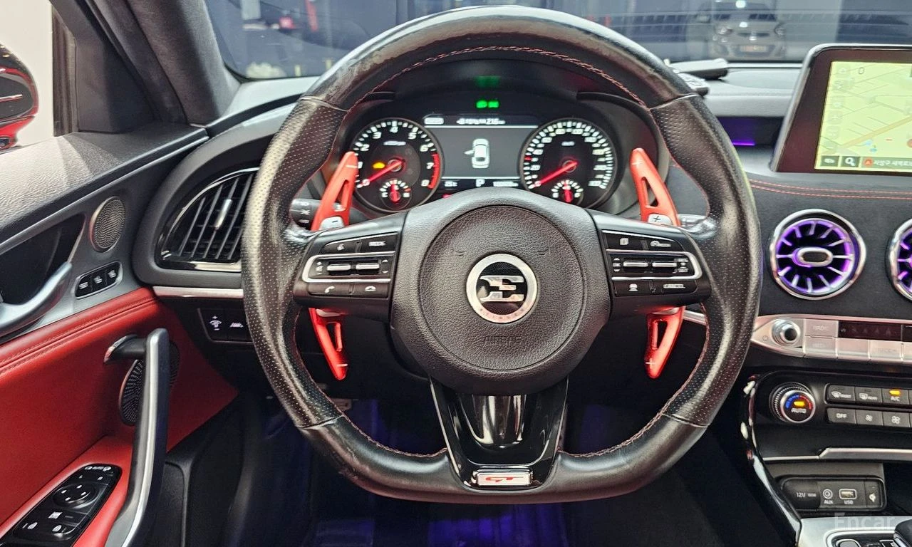 Kia Stinger 3.3* TURBO* AWD* GT* ОБДУХВАНЕ* ДИСТРОНИК* ХЕДЪП* , снимка 10 - Автомобили и джипове - 55523069