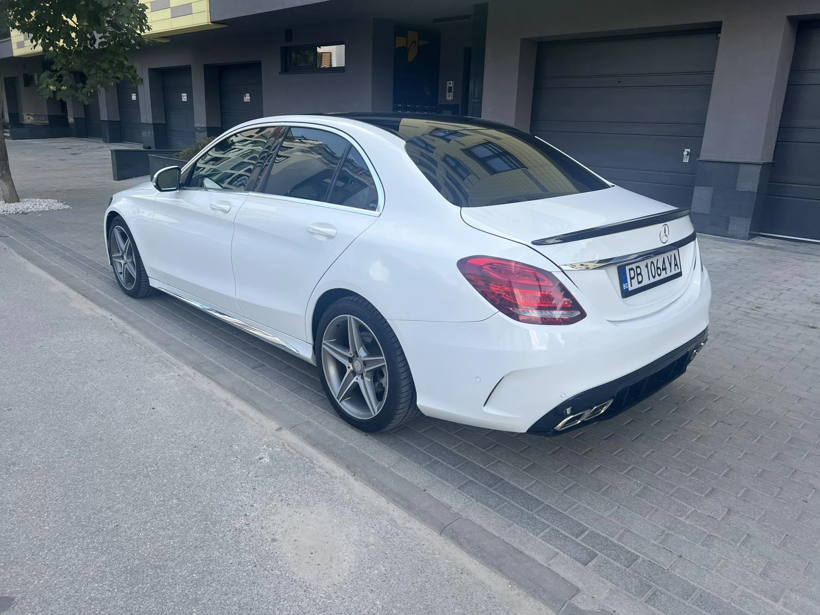 Mercedes-Benz C 300 AMG, 4MATIC, снимка 5 - Автомобили и джипове - 55803776