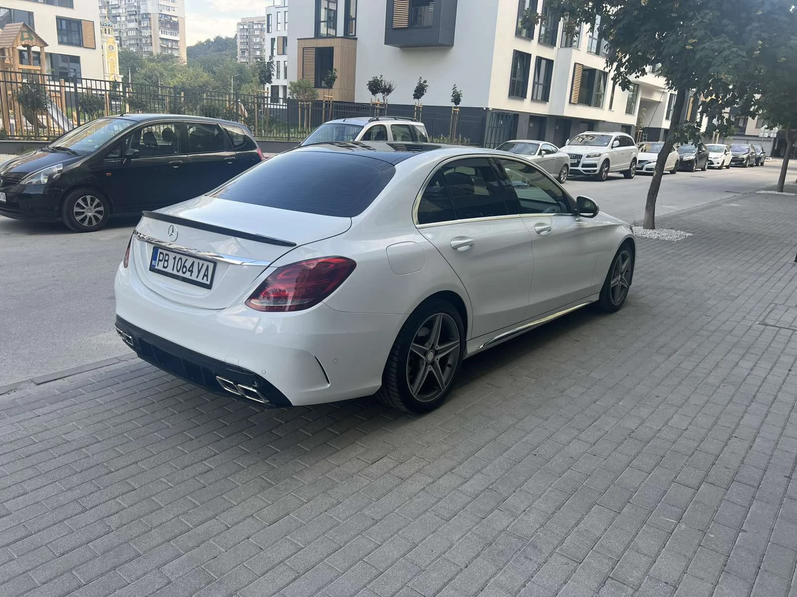 Mercedes-Benz C 300 AMG, 4MATIC, снимка 7 - Автомобили и джипове - 55803776