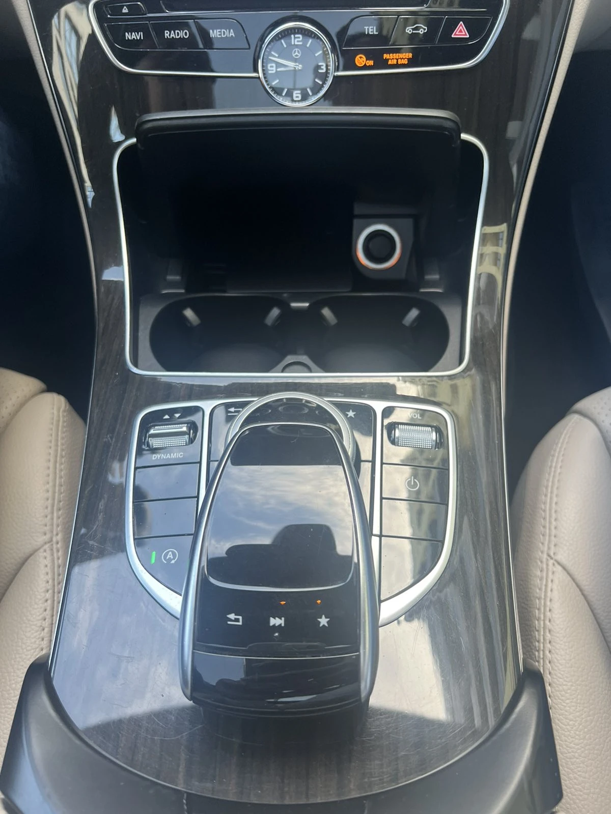 Mercedes-Benz C 300 AMG, 4MATIC, снимка 14 - Автомобили и джипове - 55803776