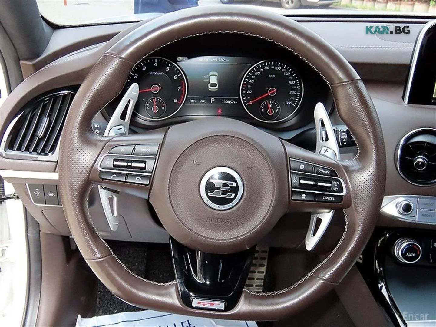 Kia Stinger 3.3 Turbo GT AWD* LEXICON* DISTRONIC* 360* ХЕДЪП* , снимка 8 - Автомобили и джипове - 55899432