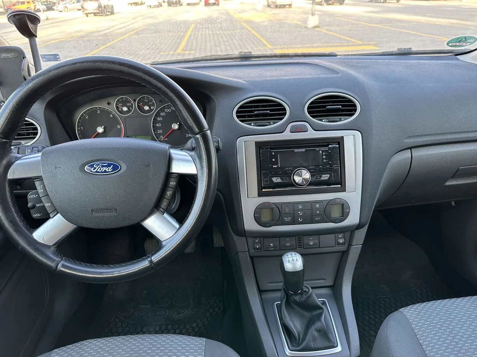 Ford Focus 1.6 TDCi, снимка 6 - Автомобили и джипове - 55936109