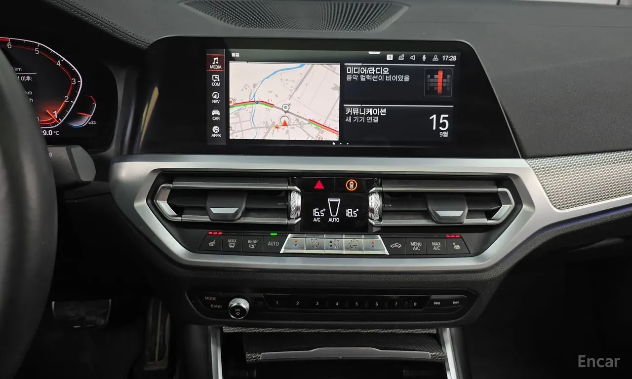 BMW 330 М-sport, снимка 8 - Автомобили и джипове - 56131506