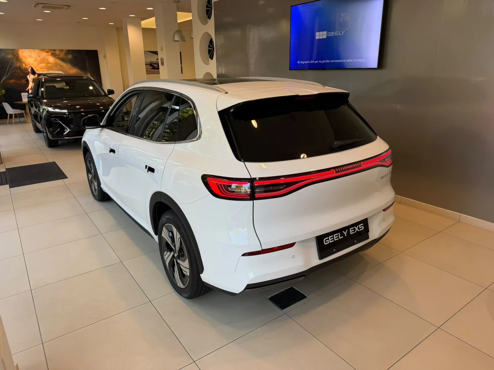 Geely EX5 LAUNCH EDITION NOVA, снимка 2 - Автомобили и джипове - 56488435