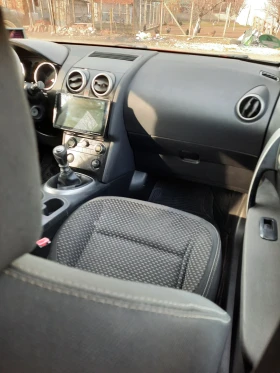 Nissan Qashqai 2.0 dci - 4400 € / 8605.65 лв. - 19962369 9