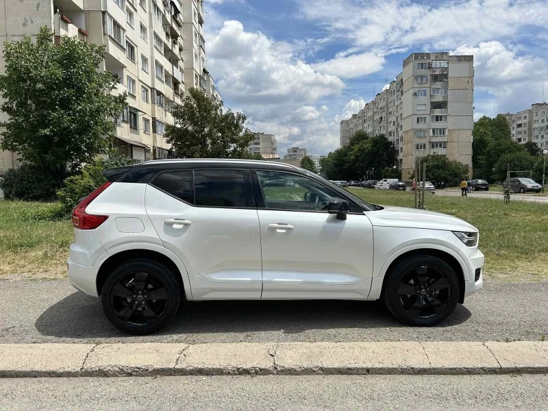 Volvo XC40 1.5i turbo , снимка 5 - Автомобили и джипове - 46518771