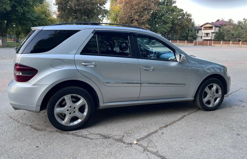 Mercedes-Benz ML 320, снимка 1 - Автомобили и джипове - 47438261