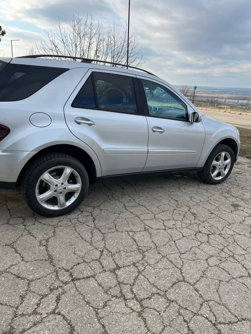 Mercedes-Benz ML, снимка 6 - Автомобили и джипове - 48997707