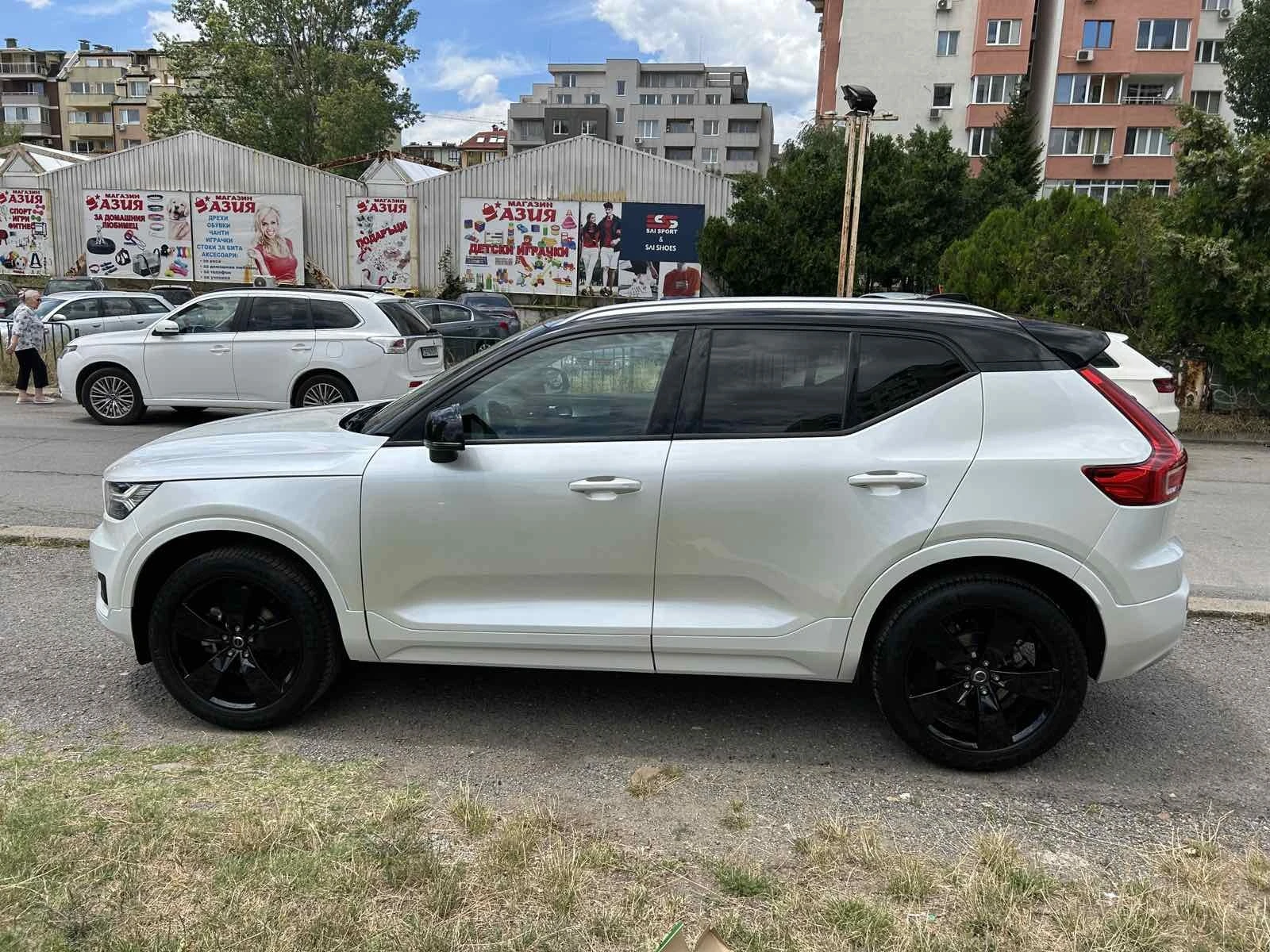 Volvo XC40 1.5i turbo  - изображение 6