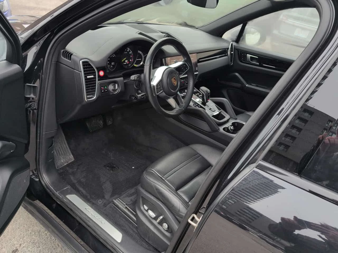 Porsche Cayenne * E Hybrid * CARFAX * BOSE * ОБДУХВАНЕ * ПАНОРАМА - изображение 5