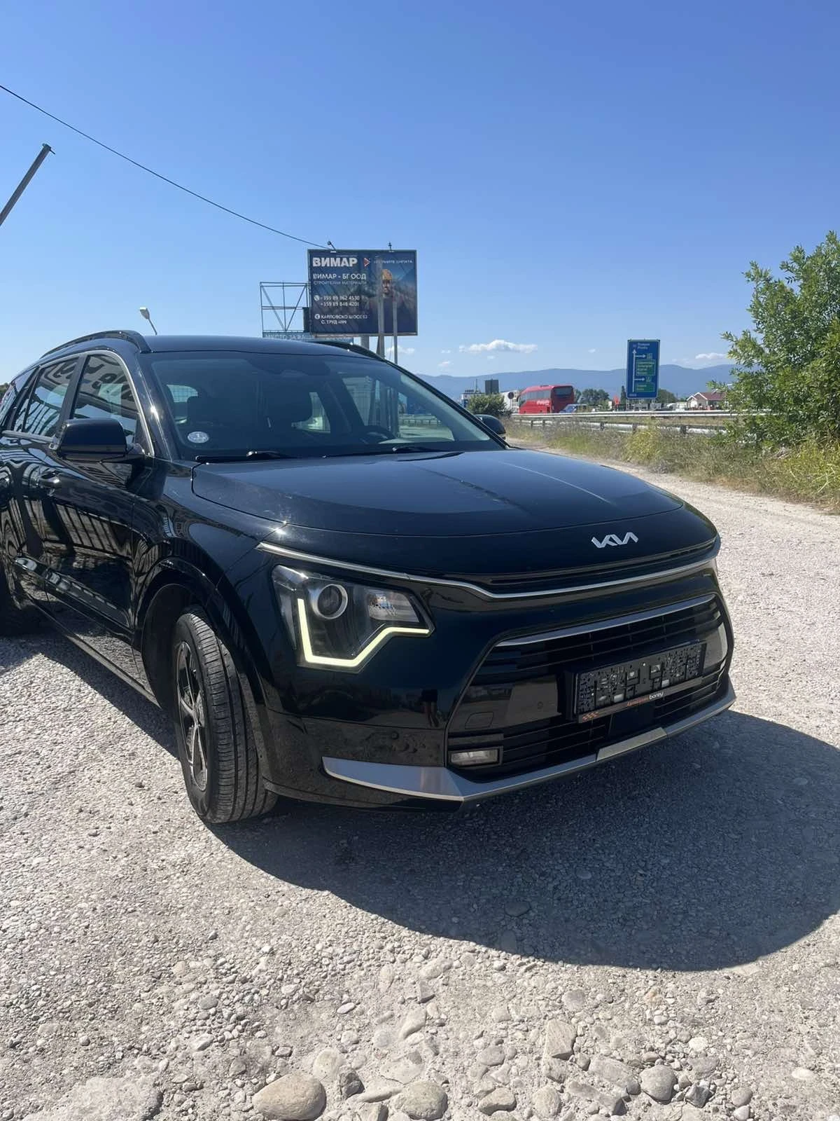 Kia Niro, снимка 3 - Автомобили и джипове - 55396647