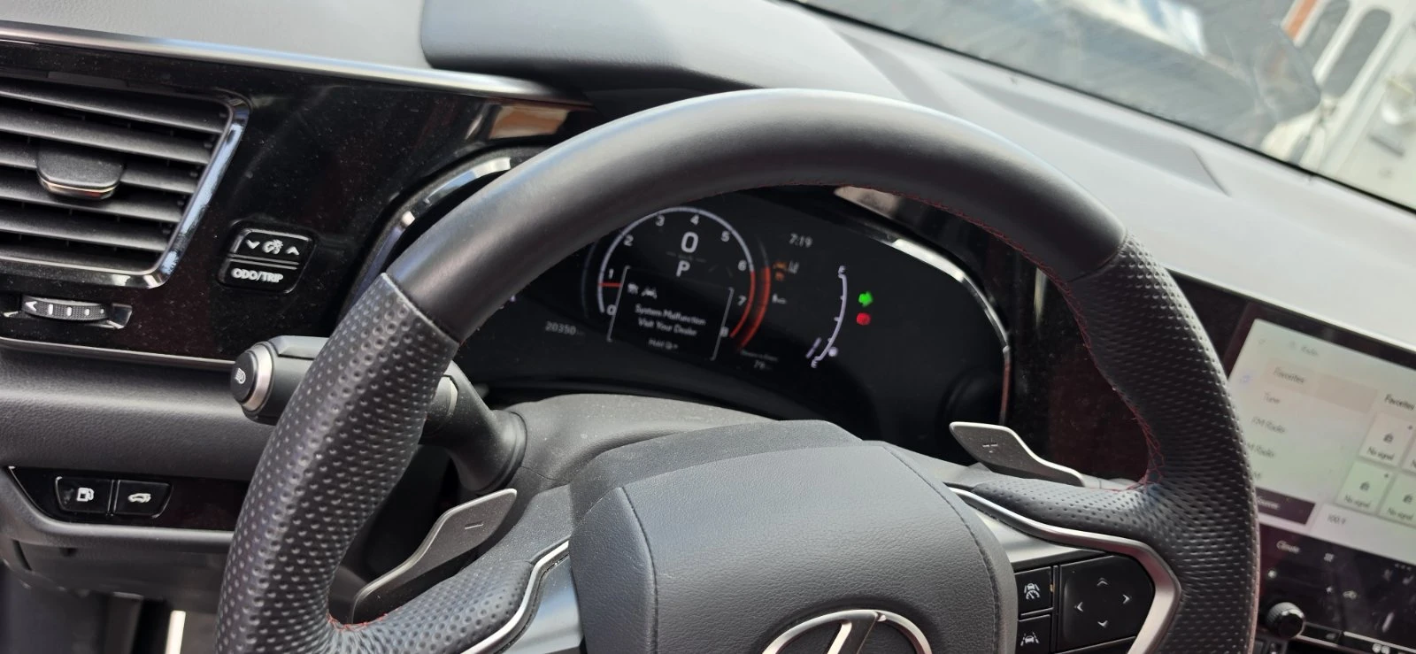 Lexus NX 350h AWD F Sport, снимка 7 - Автомобили и джипове - 55450110