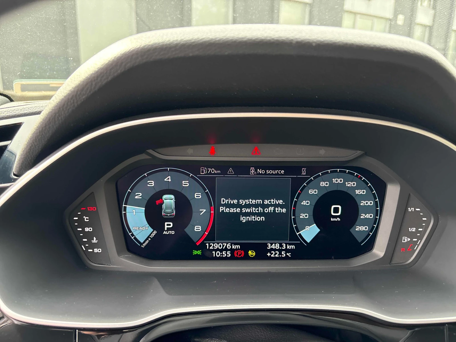 Audi Q3 * 45 TFSI quattro * CARFAX * ЦЕНА ДО БГ, снимка 10 - Автомобили и джипове - 56129641
