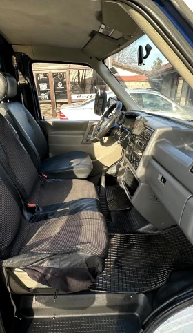 VW Transporter 2.5 TDI Климатик, снимка 12