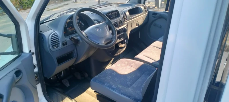 Mercedes-Benz Sprinter 411 3.5 Tона кара се Б категория, снимка 10 - Бусове и автобуси - 47122244