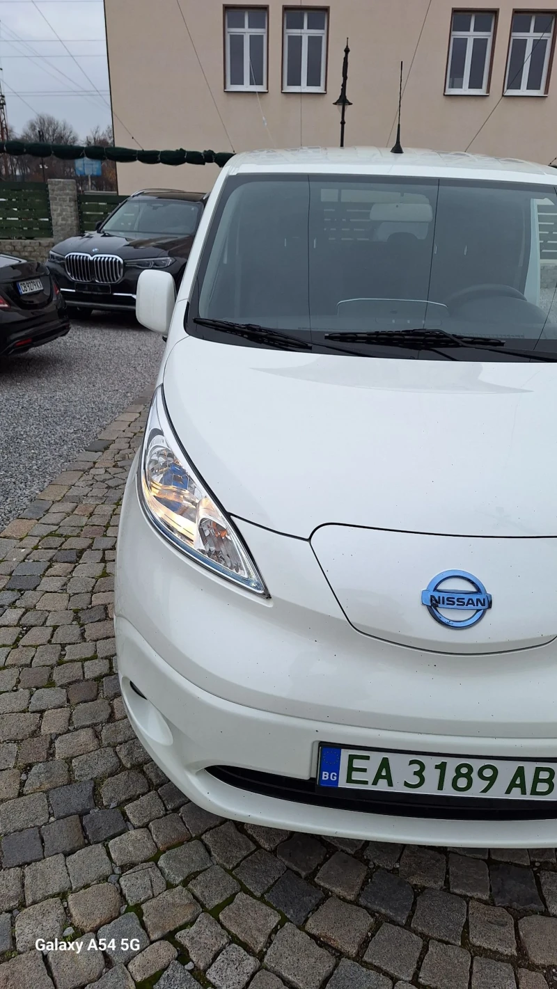 Nissan NV200 Evalia, снимка 13 - Бусове и автобуси - 48733046