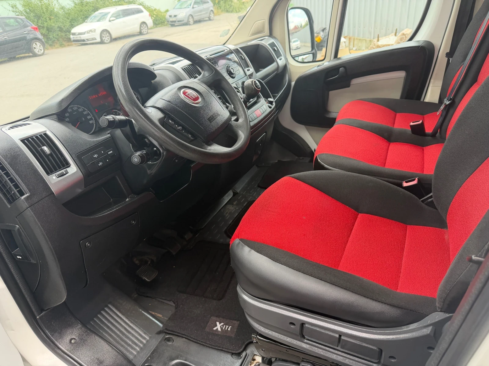 Fiat Ducato 2.3jtd KLIMATIK TEMPOMAT 2VRATI, снимка 12 - Бусове и автобуси - 55178976