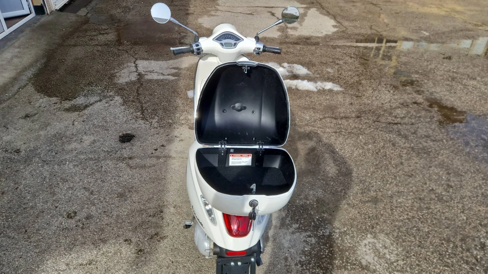 Vespa 50 Primavera - изображение 8