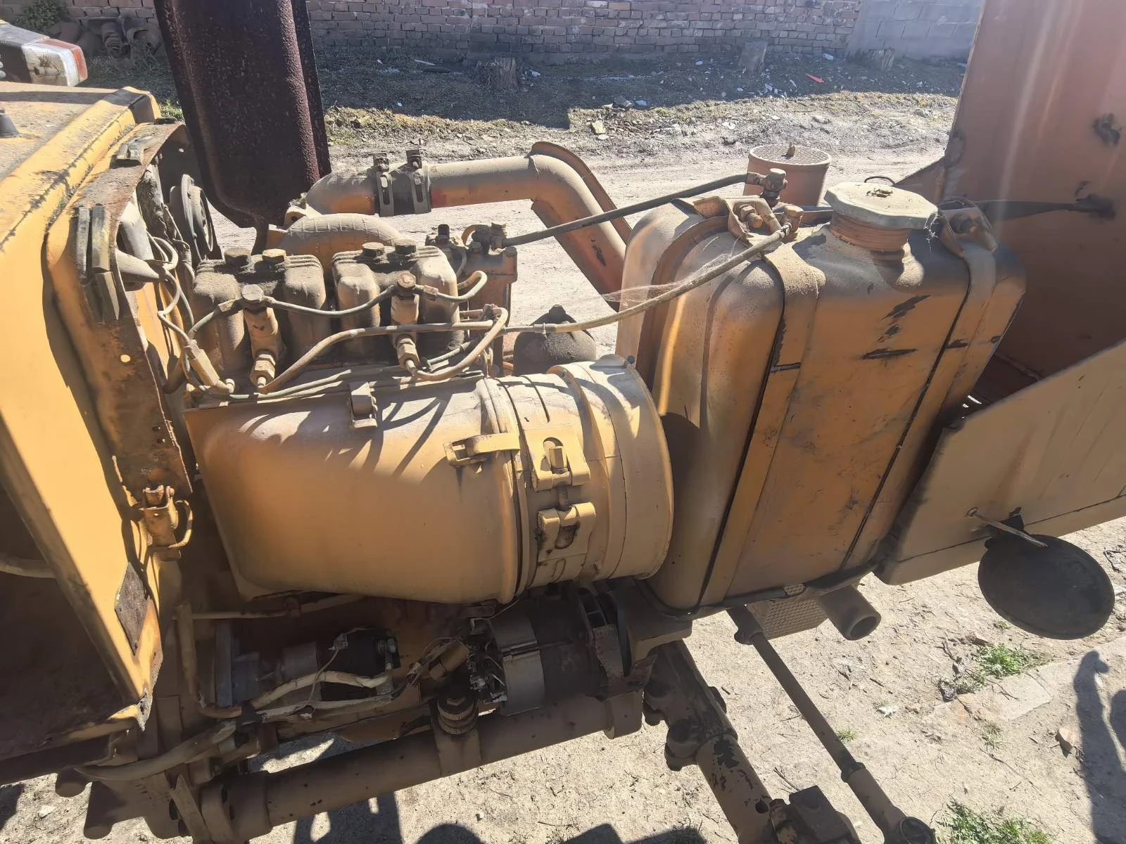 Трактор Владимировец КАТО НОВ ОТ ПЪРВИ СОБСТВЕНИК , снимка 4 - Селскостопанска техника - 54119972