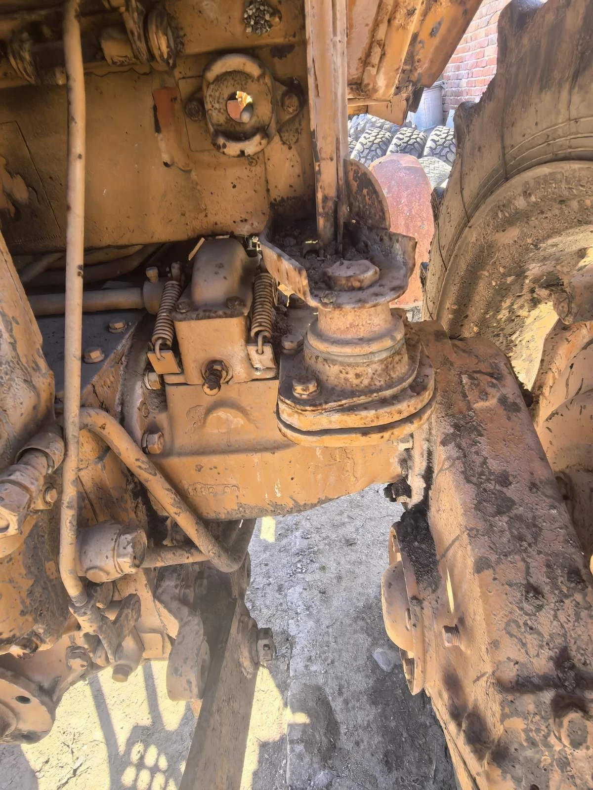 Трактор Владимировец КАТО НОВ ОТ ПЪРВИ СОБСТВЕНИК , снимка 6 - Селскостопанска техника - 54119972