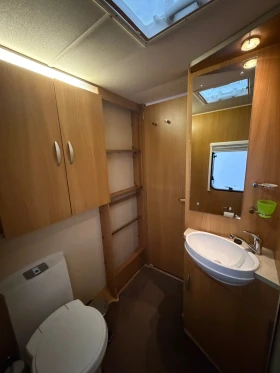 Каравана Swift CONQUEROR-ДВОЙНА ДУШ КАБИНА/АLDE/ГОЛЯМ ХЛАДИЛНИК/, снимка 11