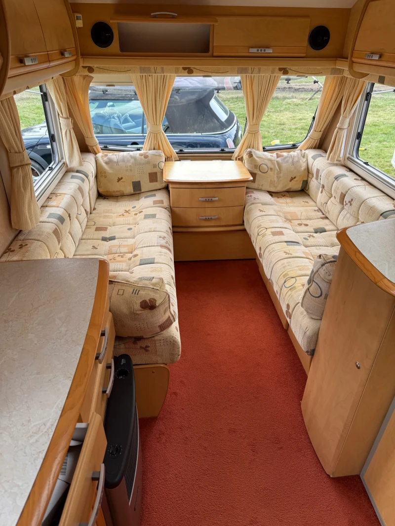 Каравана Bailey Vermont , снимка 7 - Каравани и кемпери - 49924286