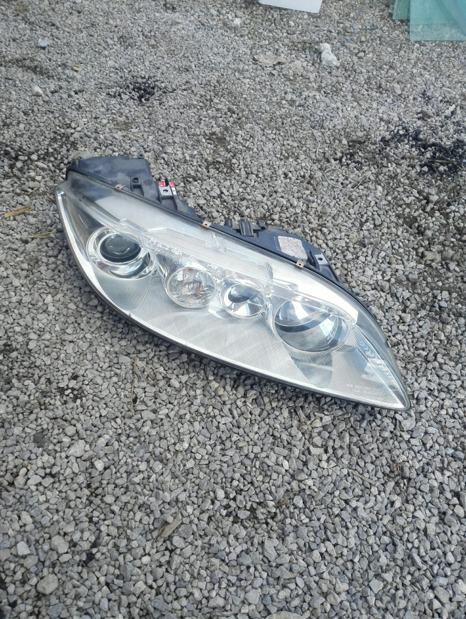 ��� ����� � ����� �� ����� 6 (1) | Mobile.bg � ����������� 1