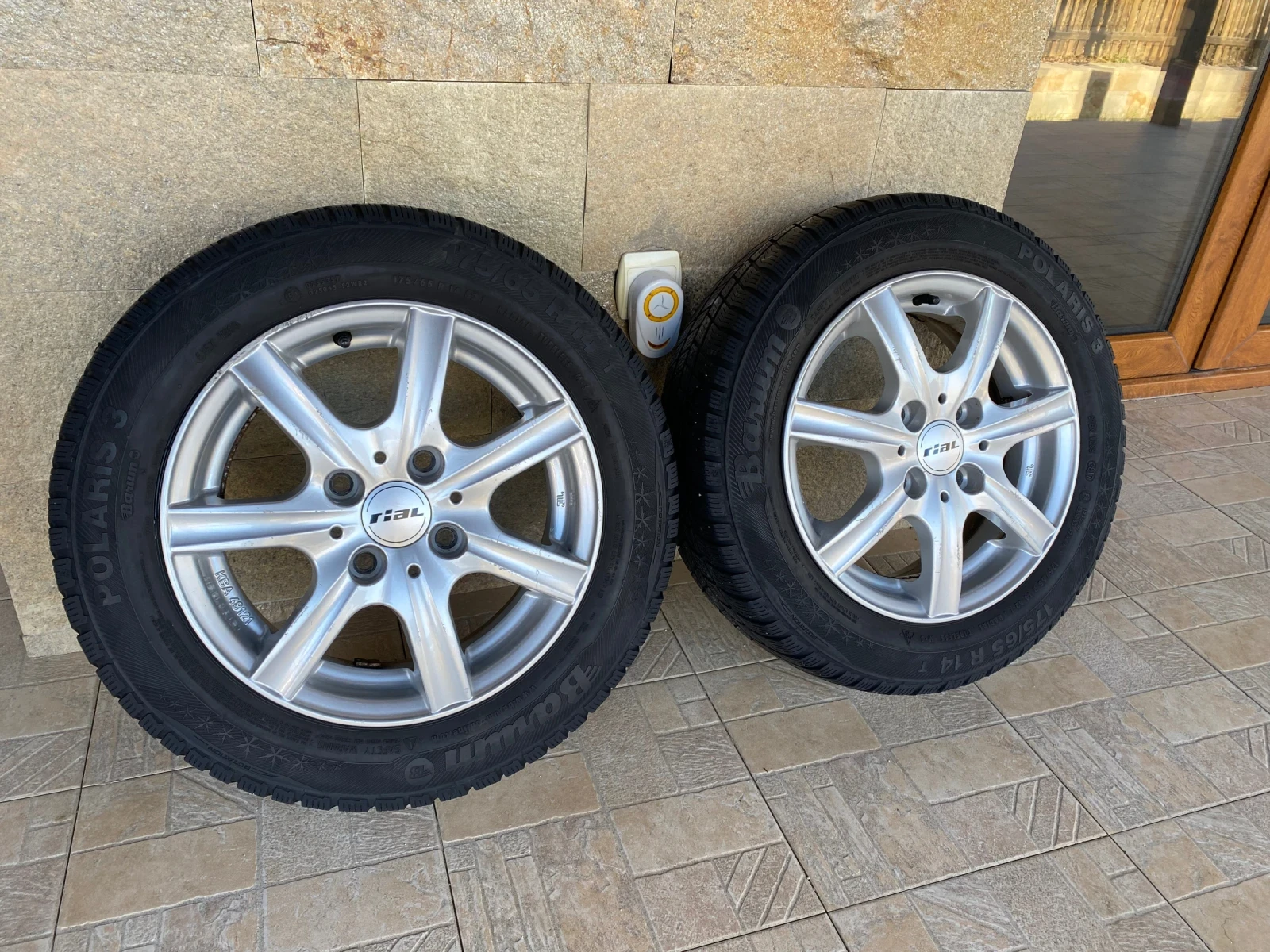 Гуми с джанти Continental 175/65R14, снимка 4 - Гуми и джанти - 53800985