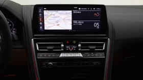 BMW 850 M850i* ЛЮК* HUD* 360* ПОДГРЕВ ВОЛАН* КРАЙНА ЦЕНА, снимка 15