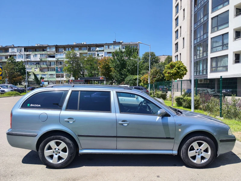 Skoda Octavia 1.6i SR Ambiente , снимка 3 - Автомобили и джипове - 47178195