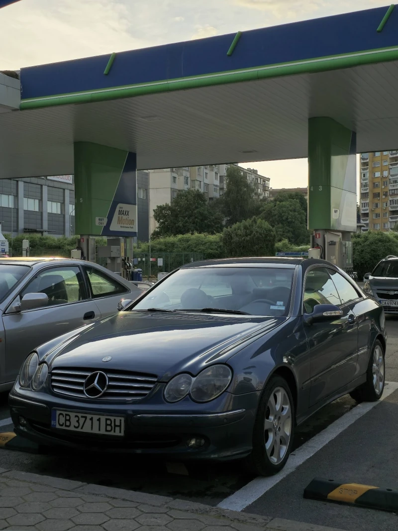 Mercedes-Benz CLK 320 V6 Бензин, снимка 6 - Автомобили и джипове - 48364721