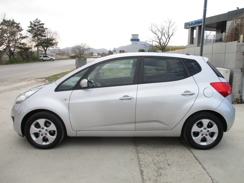 Kia Venga 1.4/БЕНЗИН/КАТО НОВА, снимка 7 - Автомобили и джипове - 49665304