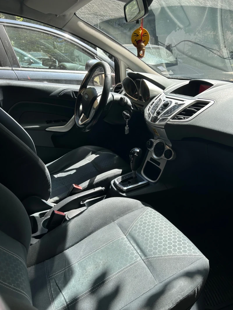 Ford Fiesta, снимка 4 - Автомобили и джипове - 52185583