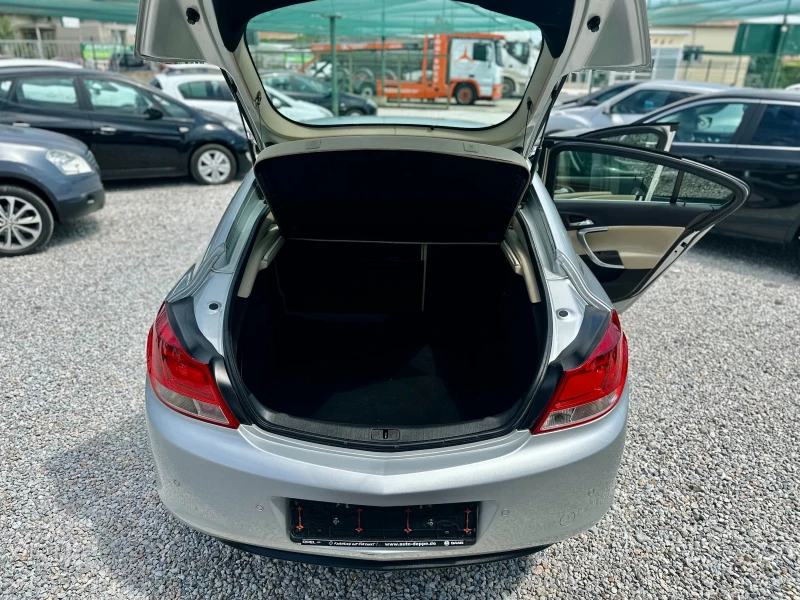 Opel Insignia 2.0CDTI* NAVI* Подгрев, снимка 12 - Автомобили и джипове - 51383197
