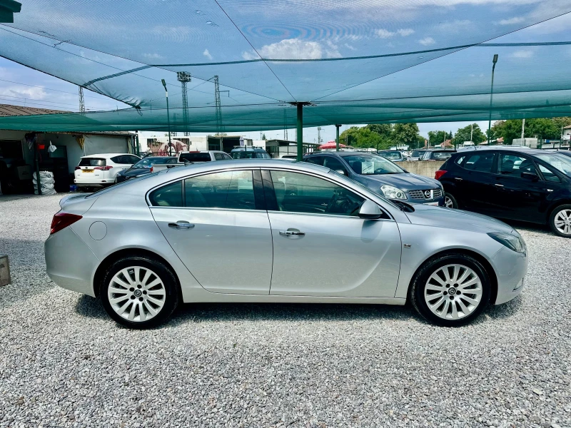 Opel Insignia 2.0CDTI* NAVI* Подгрев, снимка 7 - Автомобили и джипове - 51383197