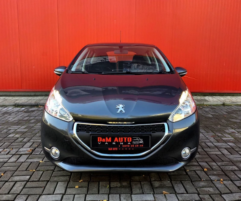 Peugeot 208 1.2 VTI Swiss Внос от Швейцария, снимка 2 - Автомобили и джипове - 52503137