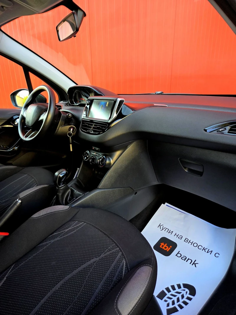 Peugeot 208 1.2 VTI Swiss Внос от Швейцария, снимка 13 - Автомобили и джипове - 52503137