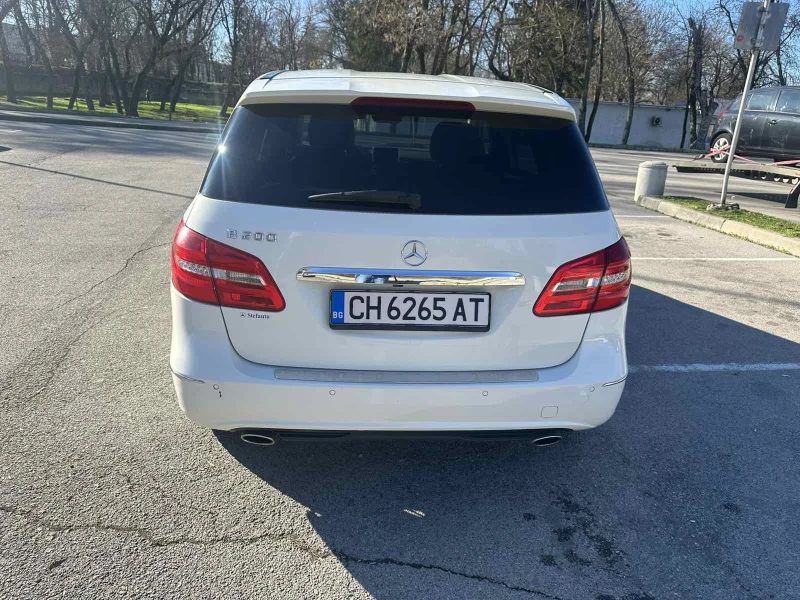 Mercedes-Benz B 200 W246, снимка 4 - Автомобили и джипове - 52737022