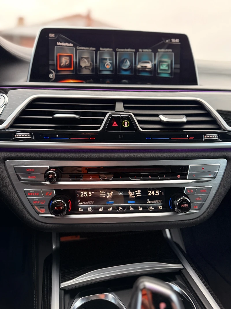 BMW 750, снимка 10 - Автомобили и джипове - 53091496