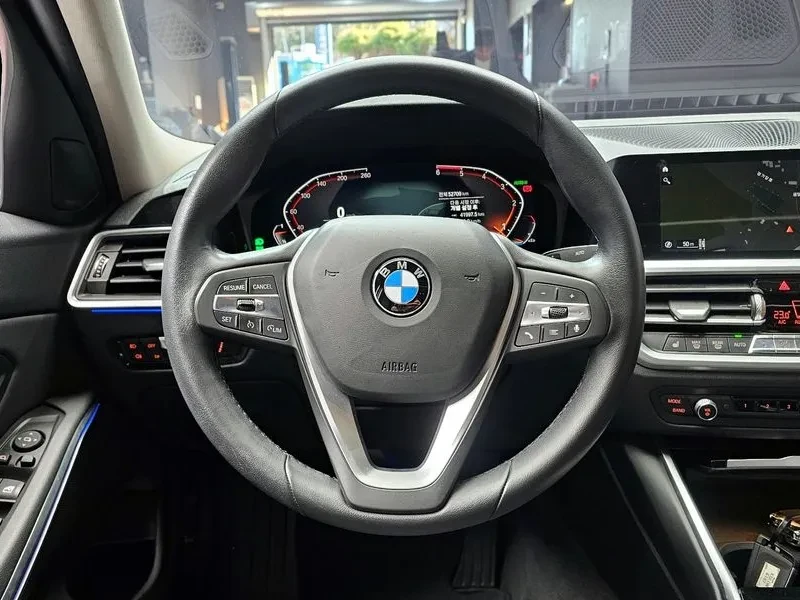 BMW 320 D G20 ///M, снимка 13 - Автомобили и джипове - 55727485