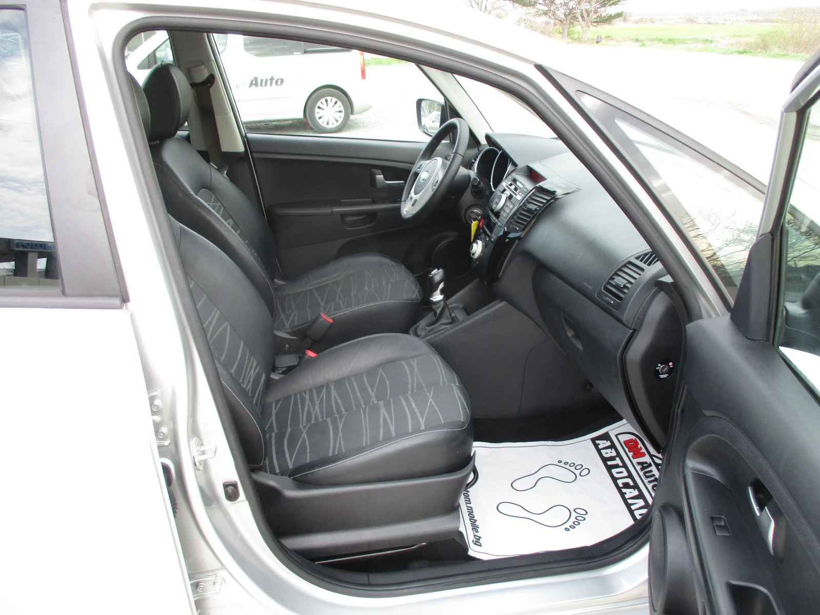 Kia Venga 1.4/БЕНЗИН/КАТО НОВА | Mobile.bg — изображение 13