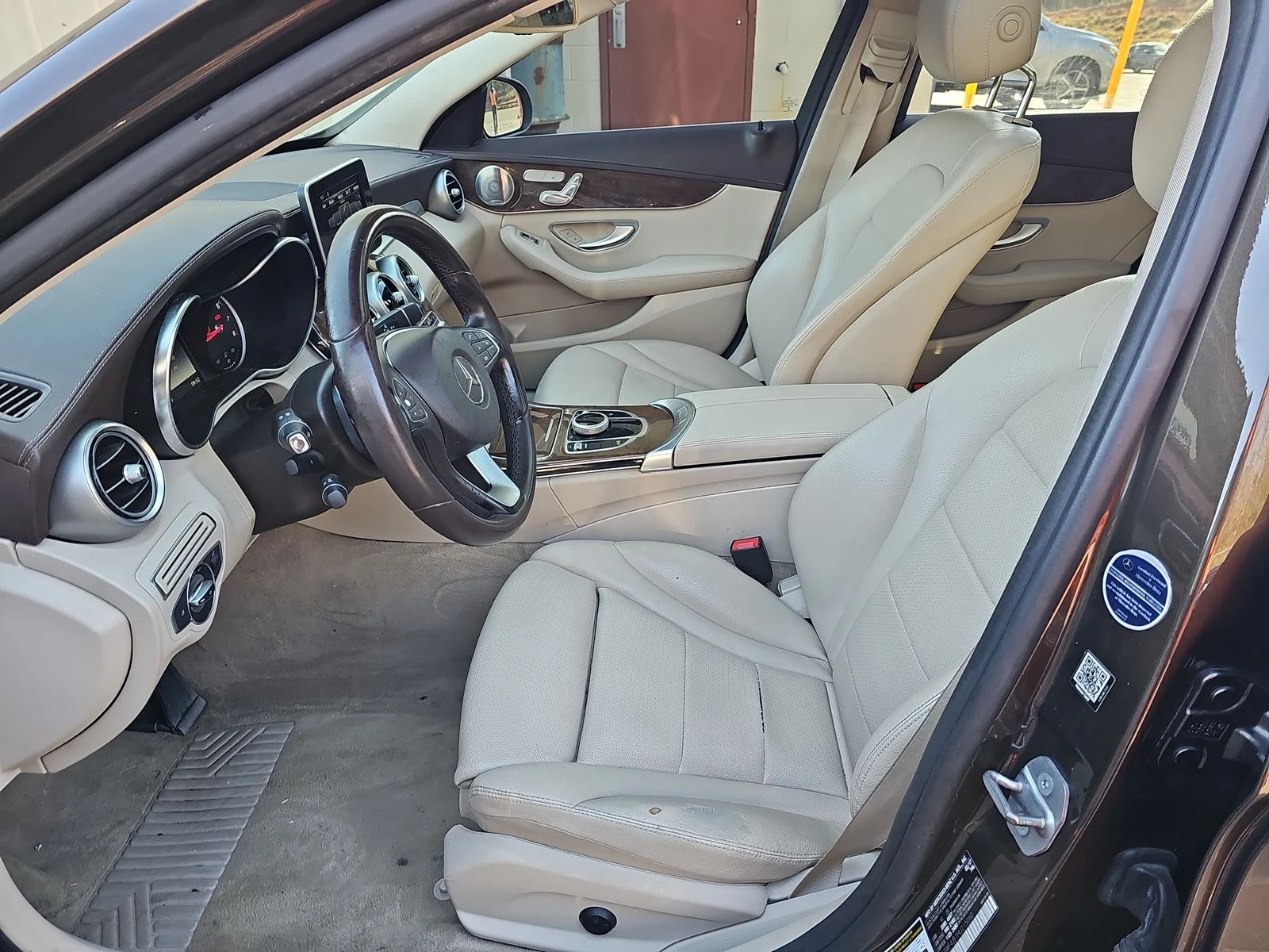 Mercedes-Benz C 300 BURMESTER* PODGREV* COMFORT*  - изображение 10