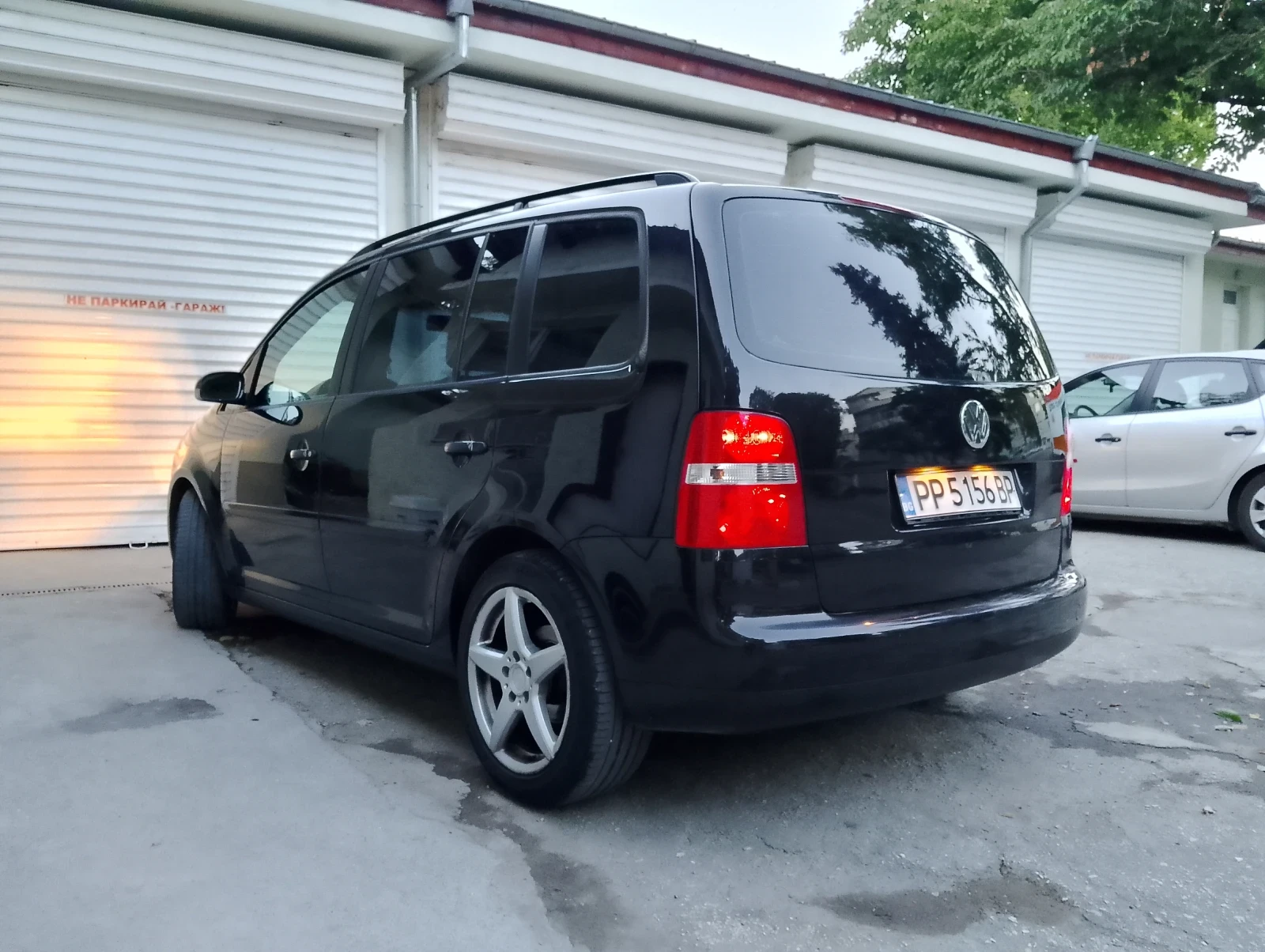 VW Touran 1.9 105 - изображение 4