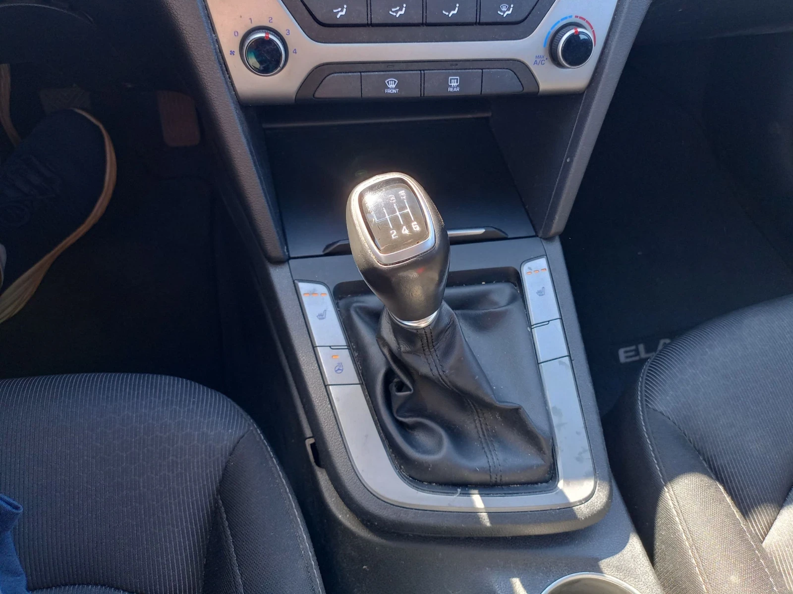 Hyundai Elantra | Mobile.bg — изображение 12