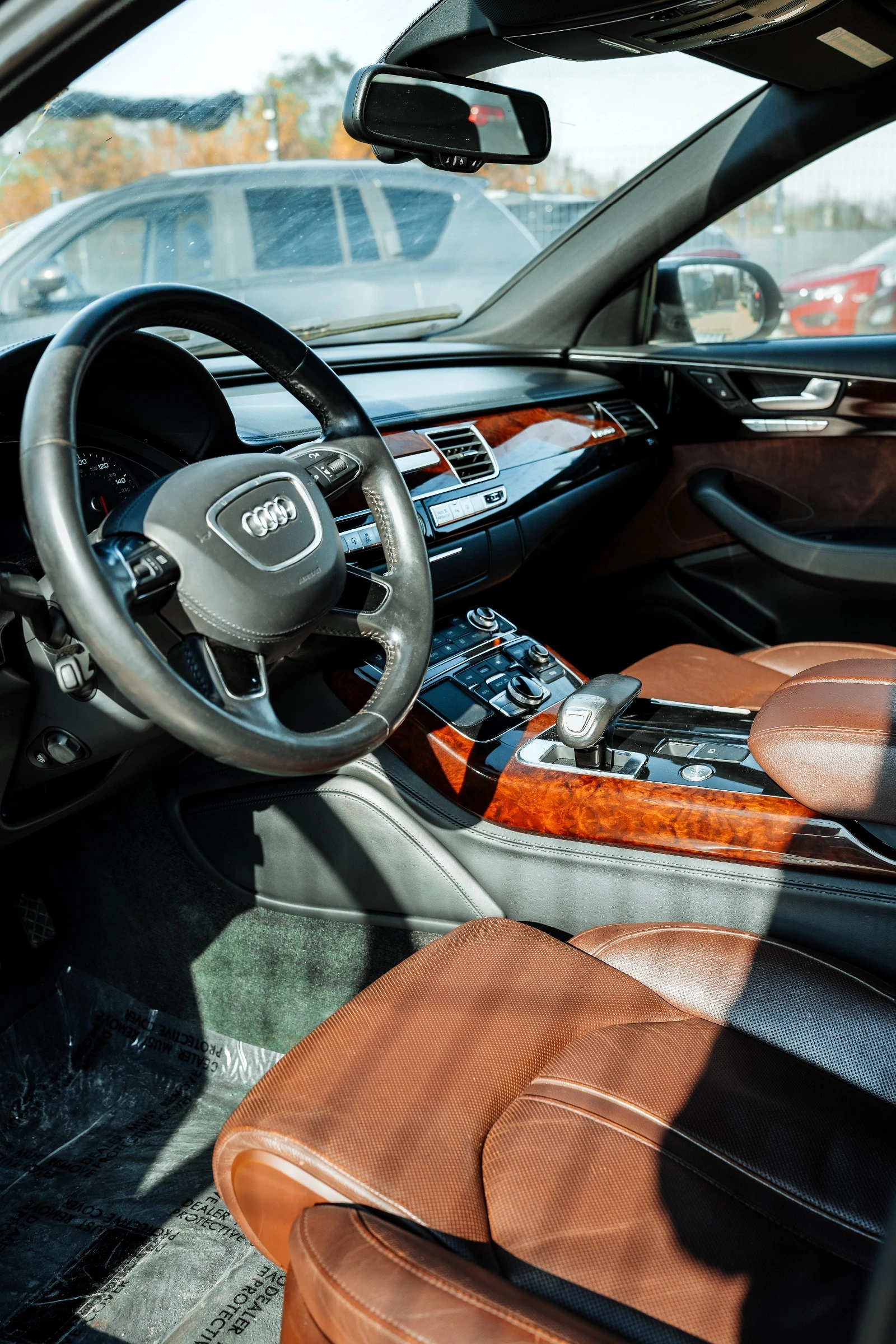 Audi A8 LONG - изображение 10