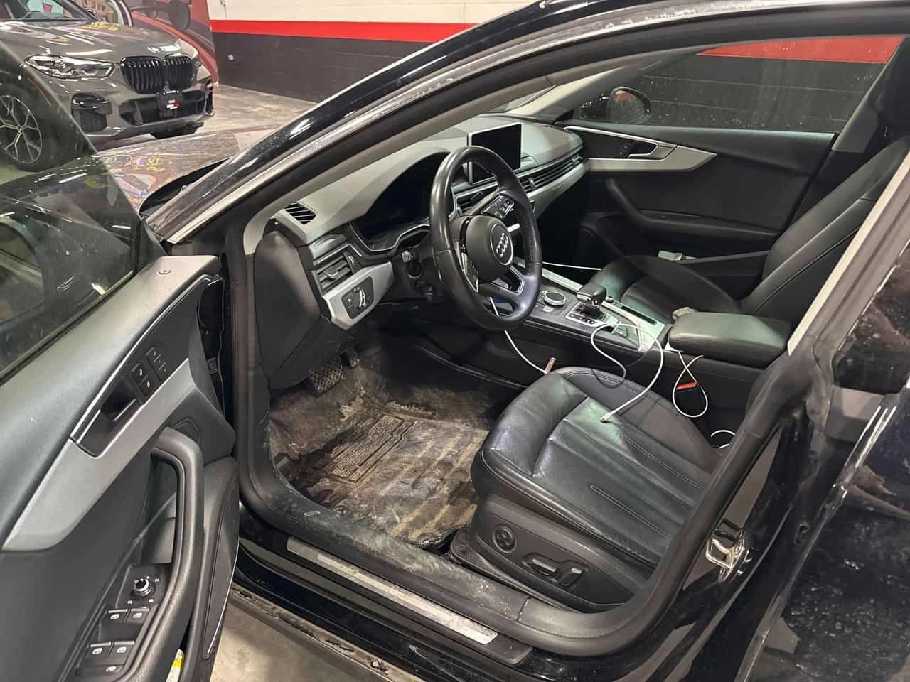 Audi A5 /DISTRONIC/B&O/360/AMBIENT/PANO/, снимка 5 - Автомобили и джипове - 53868157