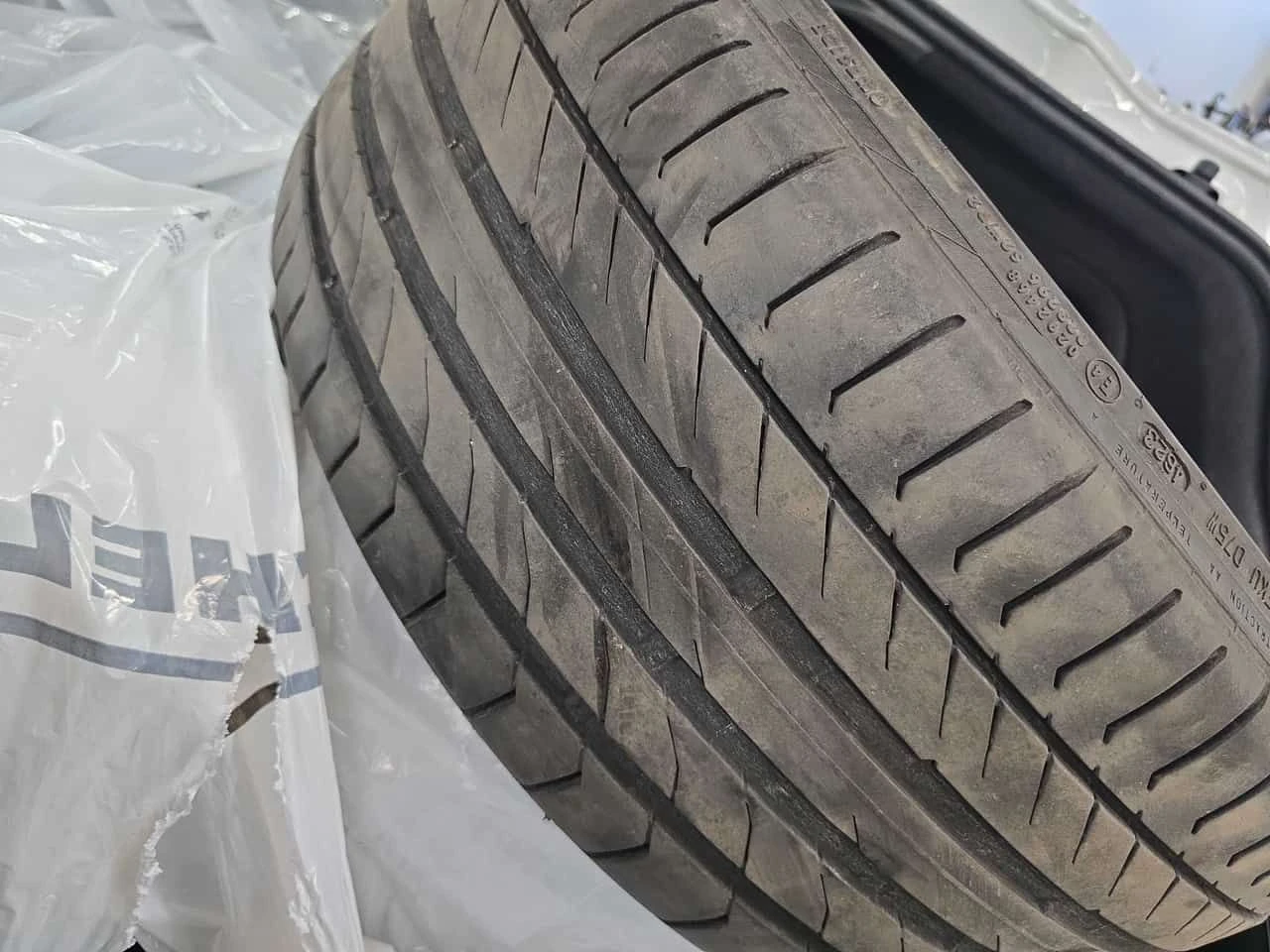 Audi S5 Technik/ГУМИ С ДЖАНТИ / 360 / DISTRONIC / МАСАЖИ , снимка 13 - Автомобили и джипове - 54011535