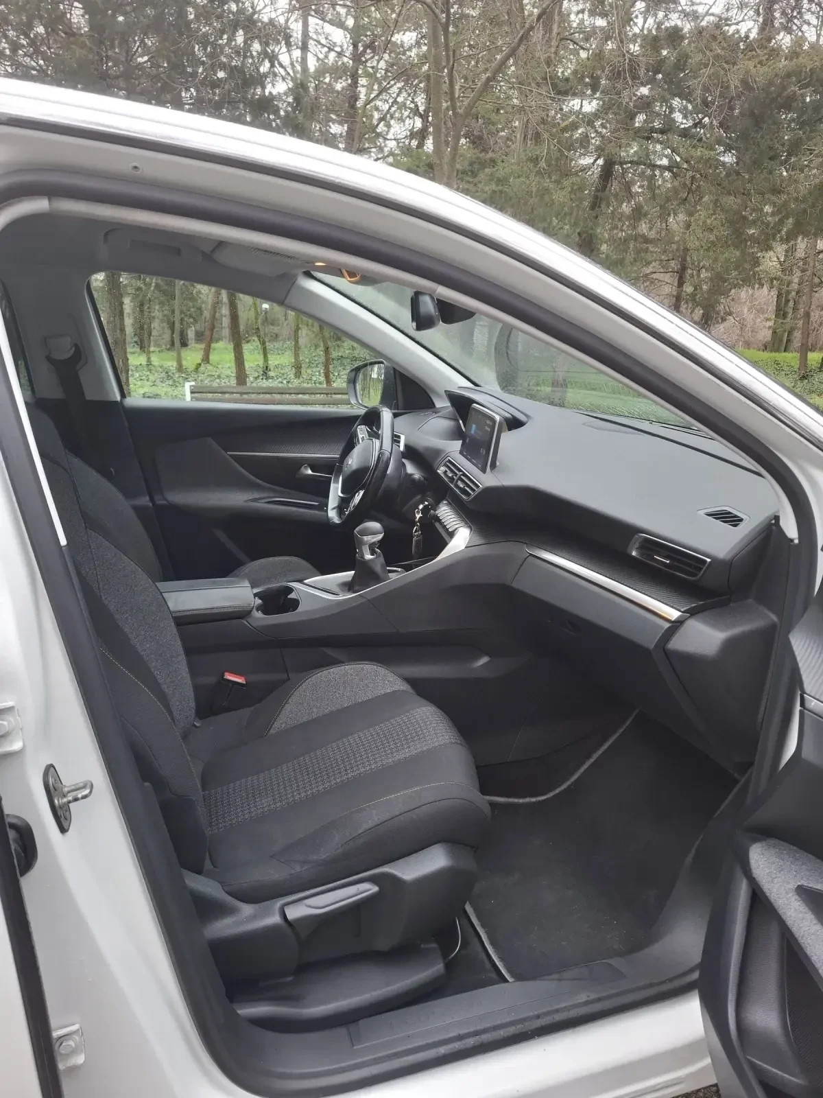 Peugeot 3008, снимка 7 - Автомобили и джипове - 54033703