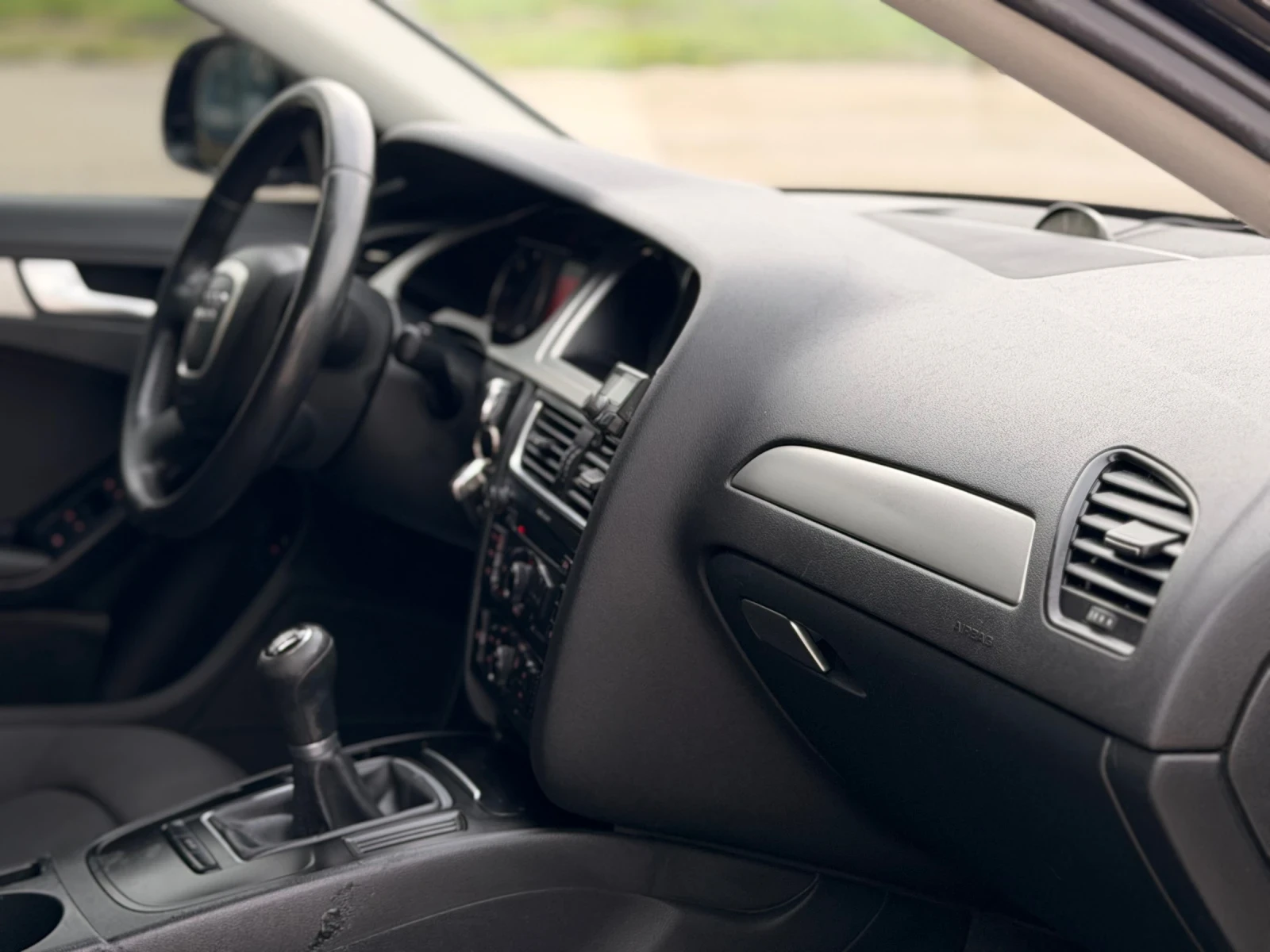 Audi A4 2.0TDI/ИТАЛИЯ, снимка 14 - Автомобили и джипове - 54270683